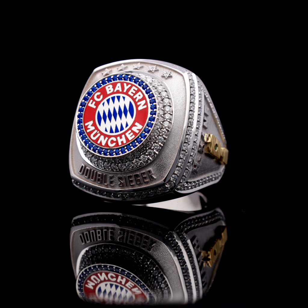 FC Bayern Munchen – product shots